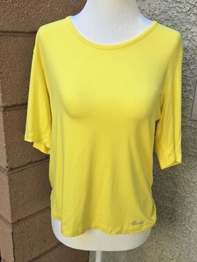 Feraud Bright Yellow Women's Short-Sleeve Crewneck Top